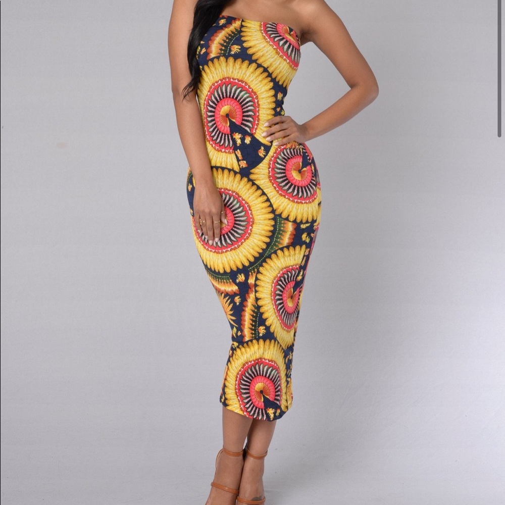 Fashion Nova Sunset Midi Dress- Size Small